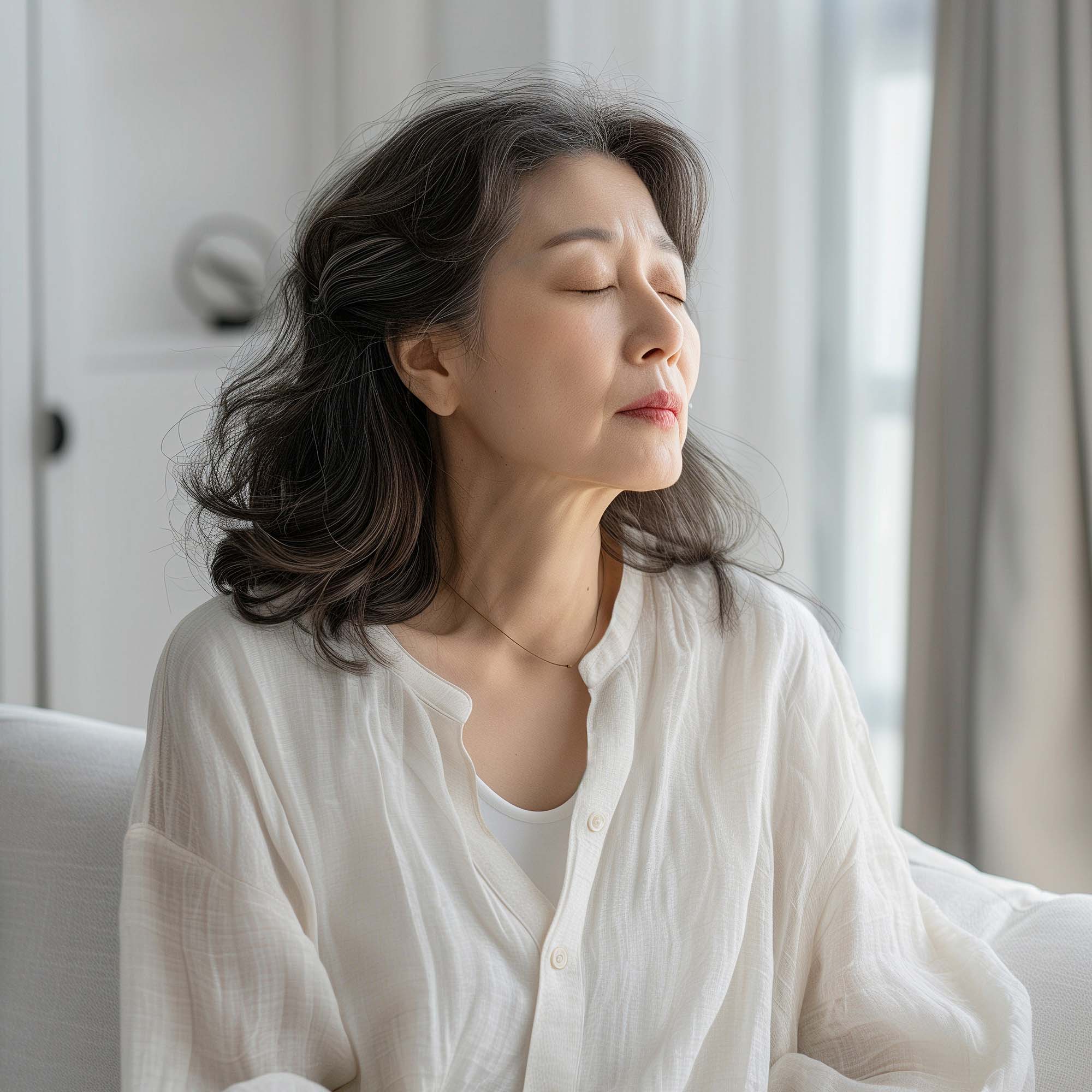 更年期症狀加劇？莊靜芬醫師談如何用月子補品改善秋季「燥」與「熱」