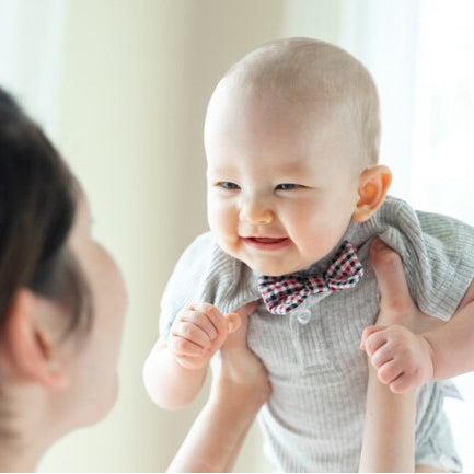 從餵食到情緒管理：新生兒的飲食秘訣，提升全家的幸福感