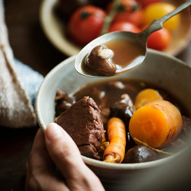 產後媽媽第一次圍爐指南：避開大補禁忌，維持莊淑旂式產後修復節奏