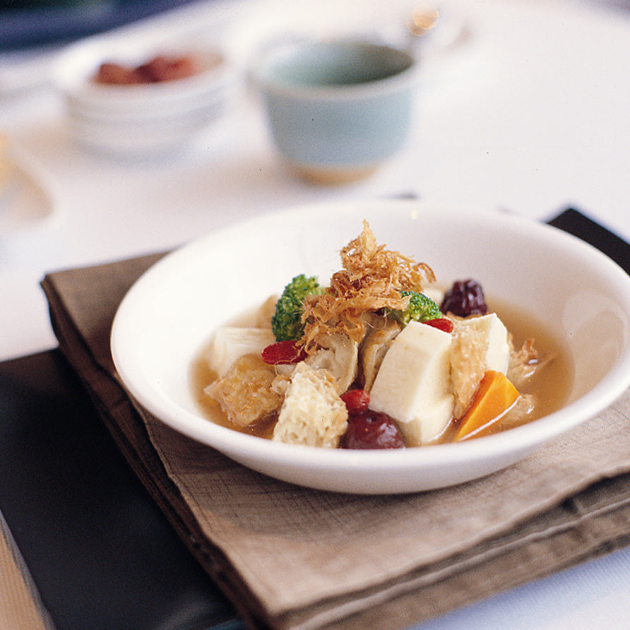 夏日坐月子這樣吃：清爽退火不燥熱的月子餐食譜秘訣